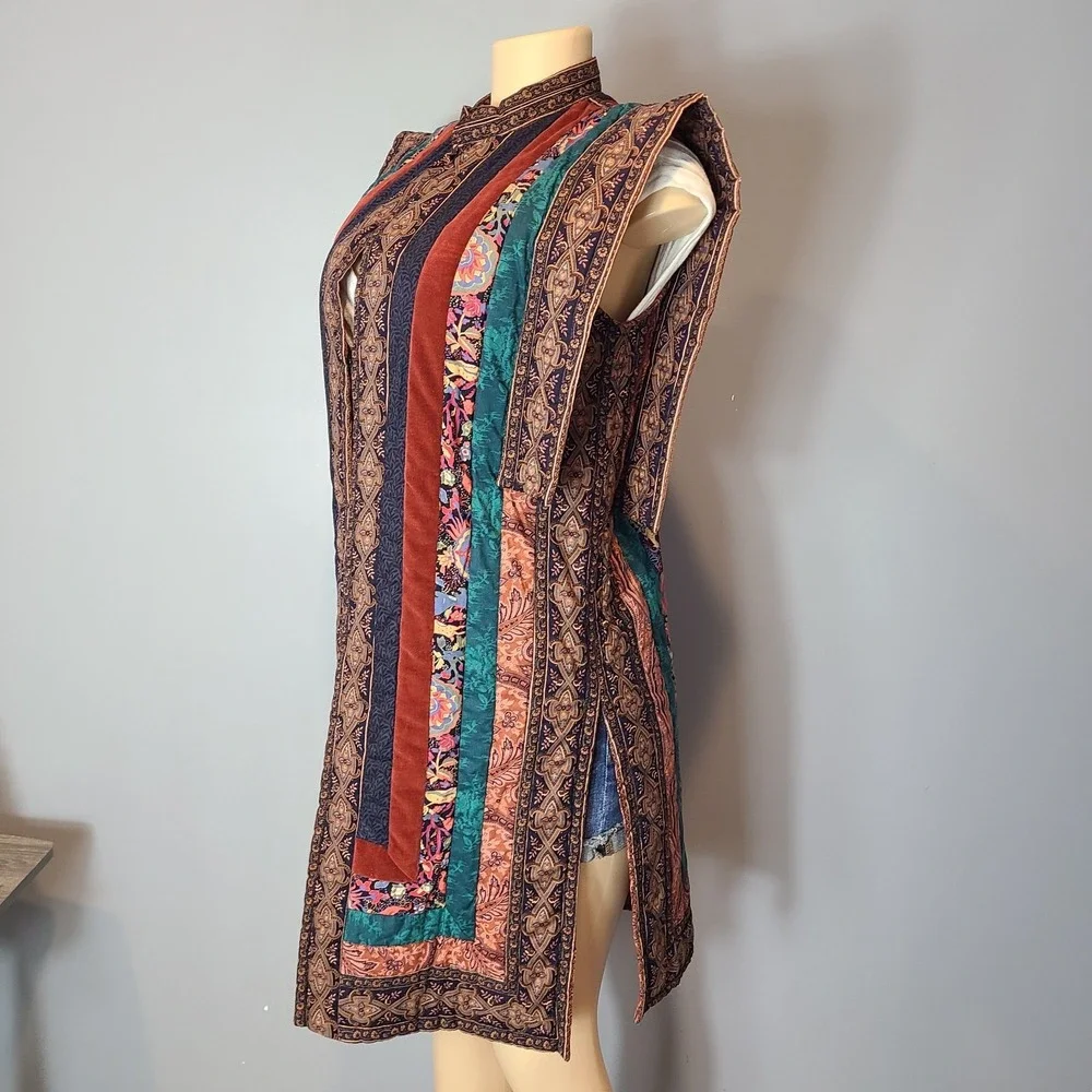 Handmade Vintage Cottagecore Quilt Jacket Boho‎ Upcycled Slow Fashion Vest